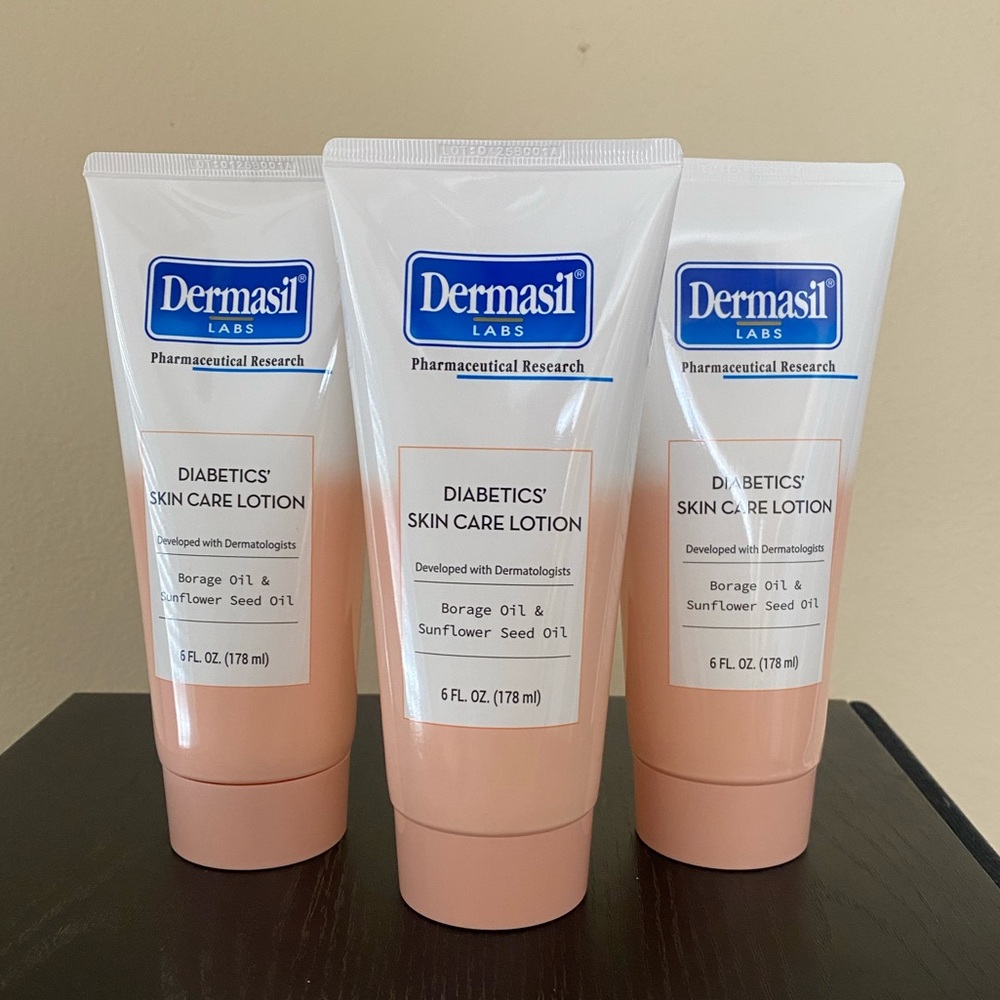 Dermasil Diabetics' Skin Care Lotion - 6oz (3) Sealed Brand New Moisturizer NWT